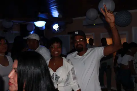 MARK BD BASH TBT