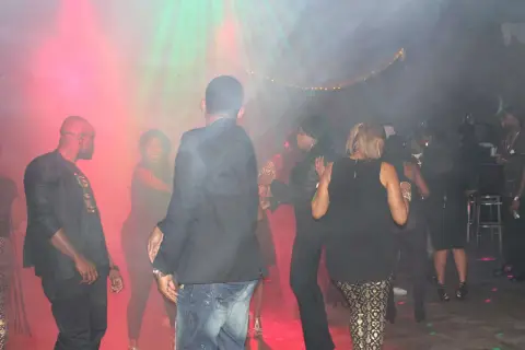 TBT BALCK & GOLD PARTY