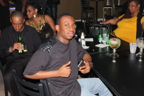 TBT BALCK & GOLD PARTY